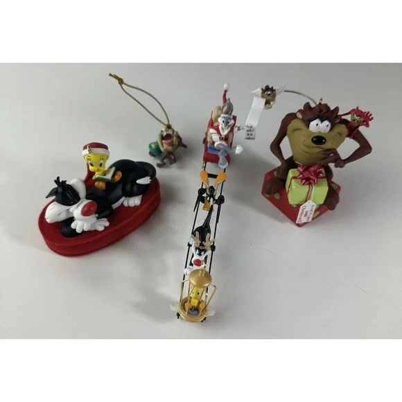 4 Looney Tunes Christmas Ornaments Taz Tweety Bugs Bunny Sylvester Holiday Sound - Picture 13 of 15